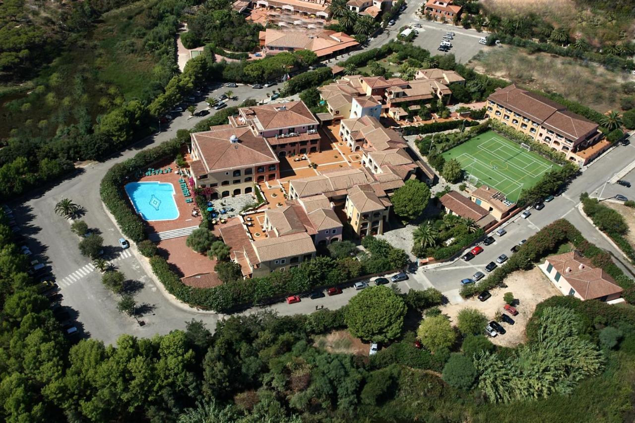 Nicolaus Club Torre Moresca Orosei Exterior foto